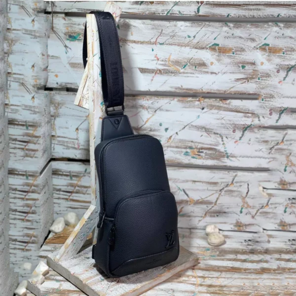 Black wallet 00018