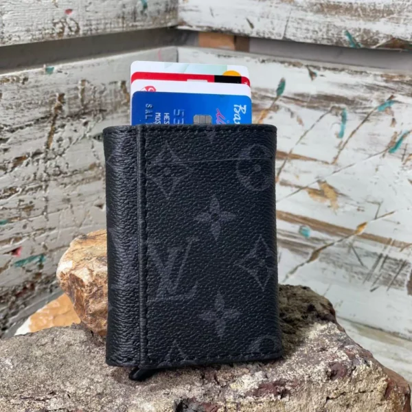Black wallet 00018