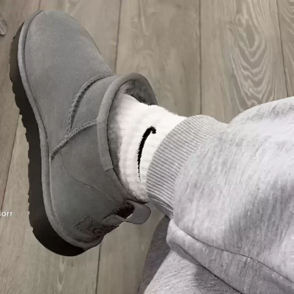 Gray long boots 009