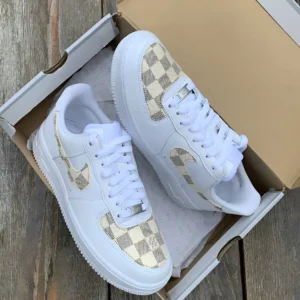 White/biege shoes 003